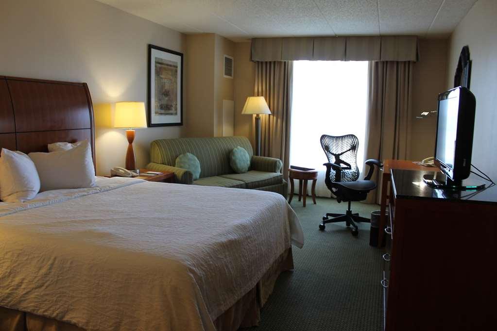 Hilton Garden Inn Addison Zimmer foto