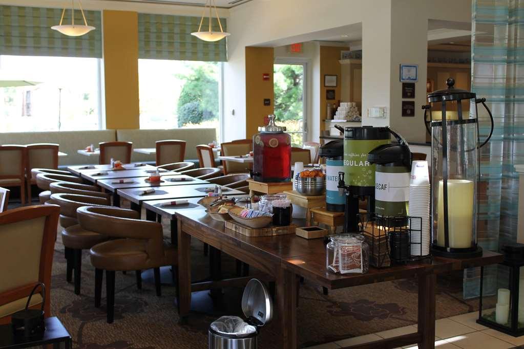 Hilton Garden Inn Addison Restaurant foto