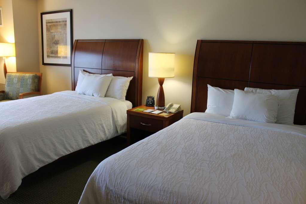 Hilton Garden Inn Addison Zimmer foto