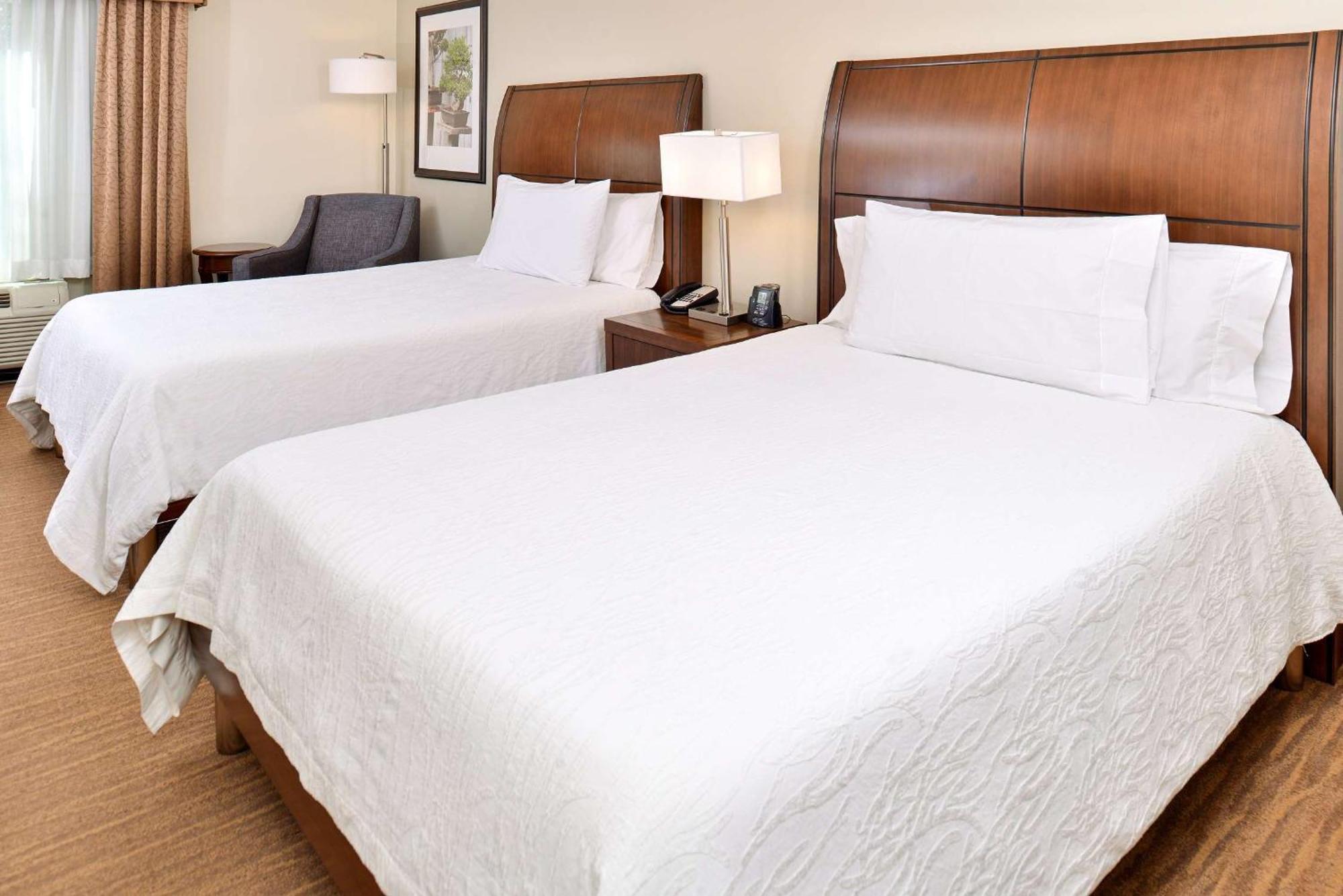 Hilton Garden Inn Addison Exterior foto